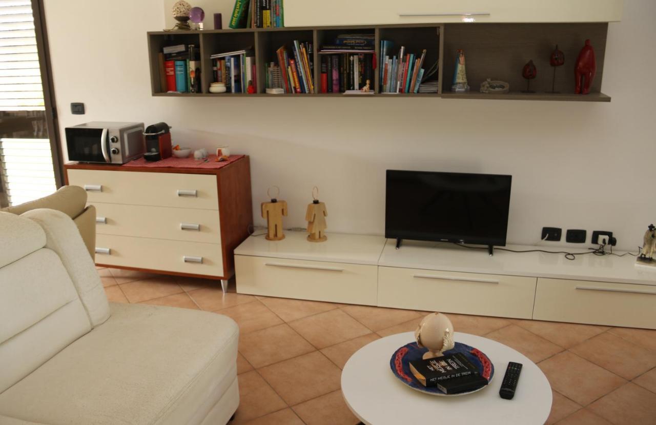 Casa Matheo Bed and Breakfast Lecce Exteriör bild