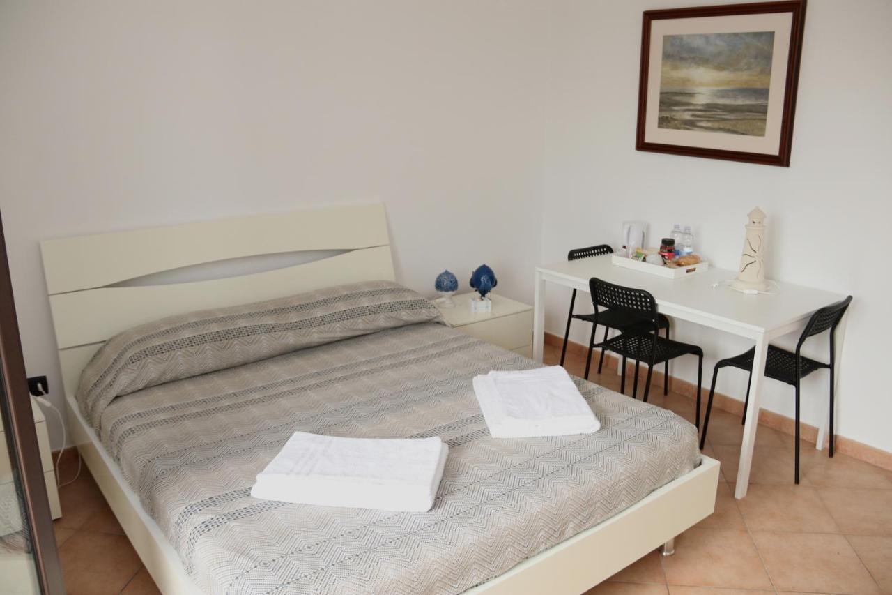 Casa Matheo Bed and Breakfast Lecce Exteriör bild
